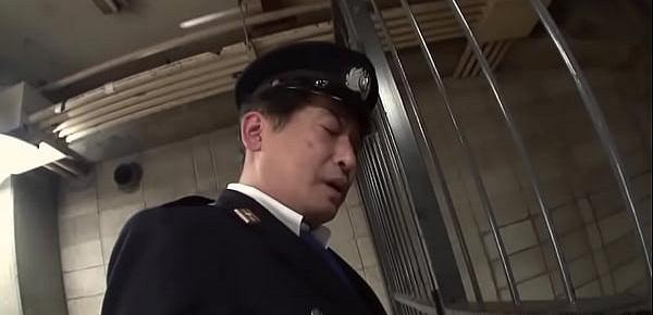  Ria Sakurai sucked dick in the jail, to get out